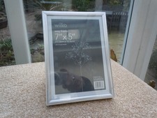 Wilko 7x5" Silver photo frame