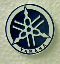 Yamaha Round pin badge. Blue