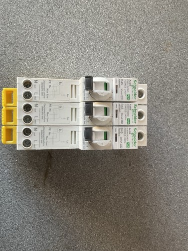 A9d56845 schneider mcb - schneider,