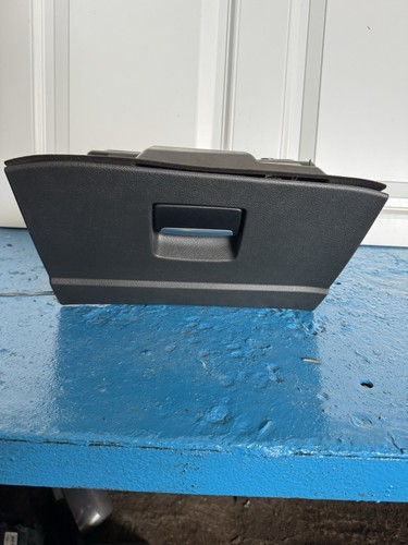 Ford mondeo glove box storage - glove,
