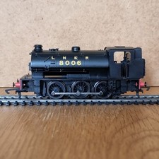 Hornby R2062 LNER J94