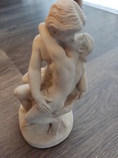 The "Kiss" Sculpture nude