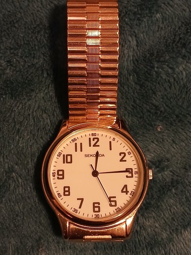 Gents easy read - gold, tone
