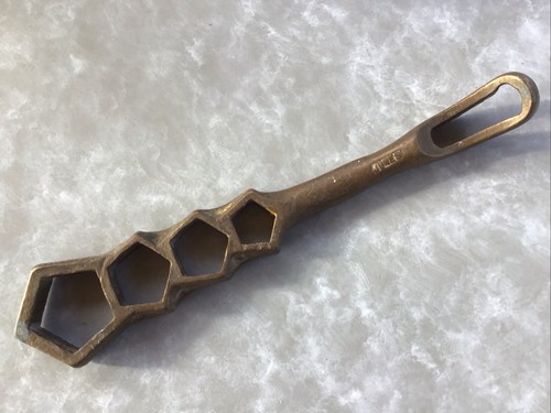 Vintage bronze hole fire - 4,