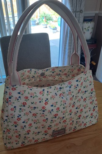 Large cath kidston floral - ,