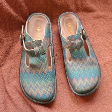ALEGRIA Turquoise blue leather platform comfort anti fatigues shoes clogs size 5