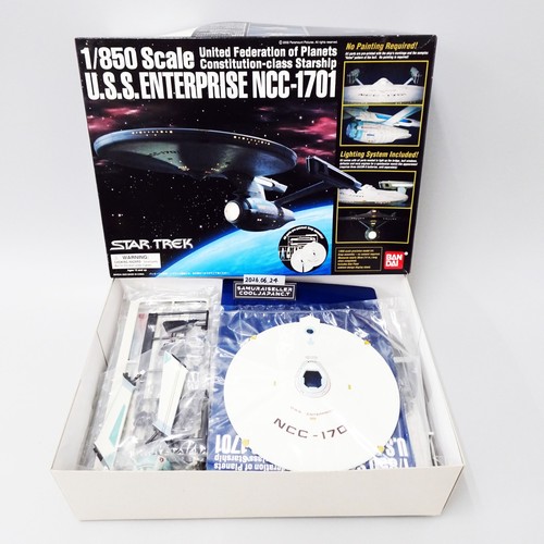 Bandai star trek - trek, uss