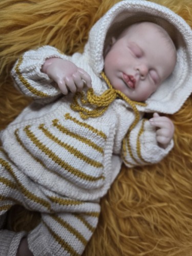 Newborn size outfit set - size, for