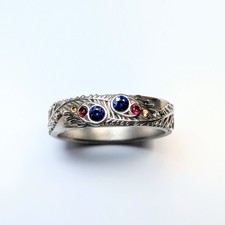 Natural Royal blue sapphire in