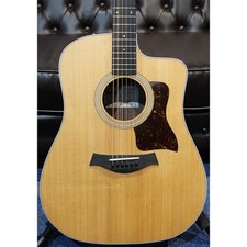 Taylor 210ce Dreadnought Cutaway Electro Acoustic Guitar