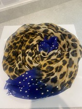 ZARA LARGE ANIMAL PRINT SCARF