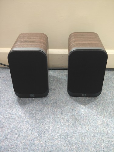 Acoustics 3010 pair of - q,