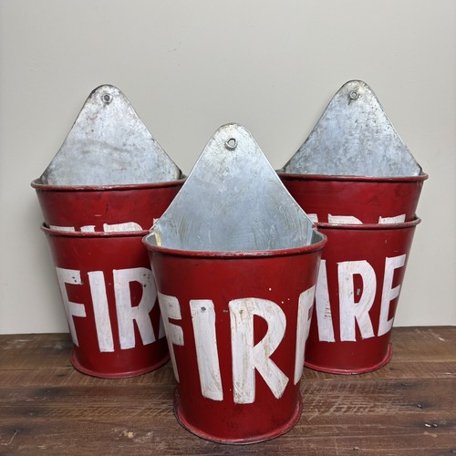 Fire bucket wall - planter,