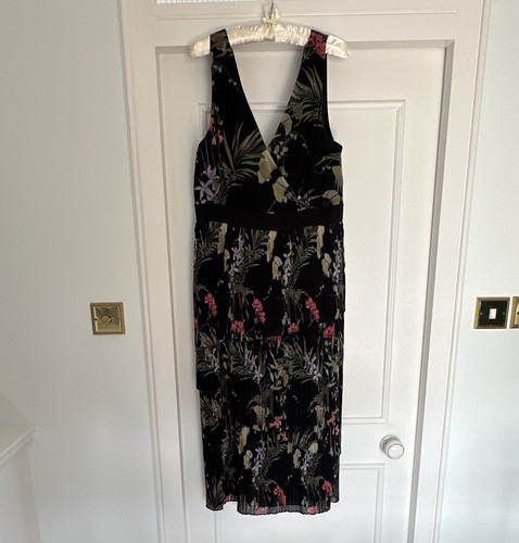 Ted baker black - ted, v-neck