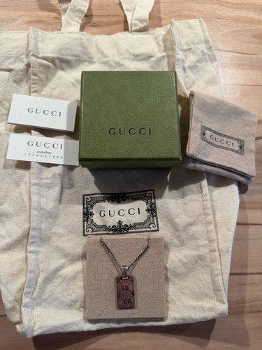 Authentic reversible gucci - authentic,
