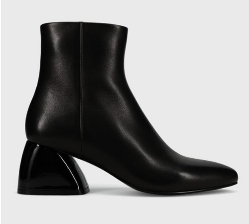 Nwb vaneli mazy heel - nwb, 2.75"