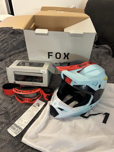 Fox mips motocross helmet - fox, v1