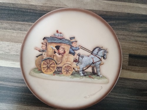Hummel miniture plate war - hummel, es
