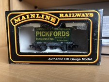 OO GAUGE MAINLINE 937364,GWR CONFLAT WAGON & PICKFORDS CONTAINER , Mint !