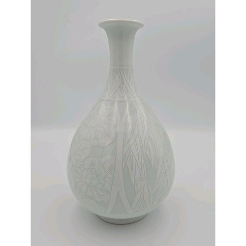 Chinese porcelain vases pair - vases,