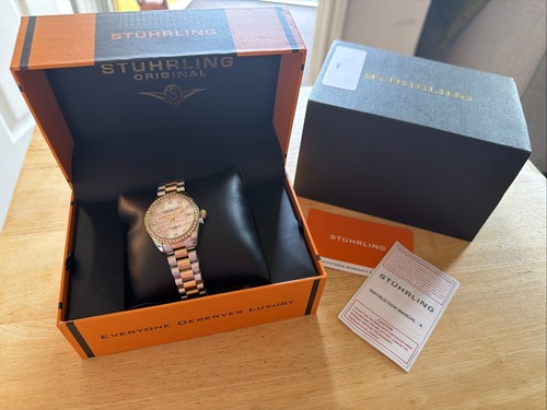 Stuhrling lineage 3936 quartz - lineage,
