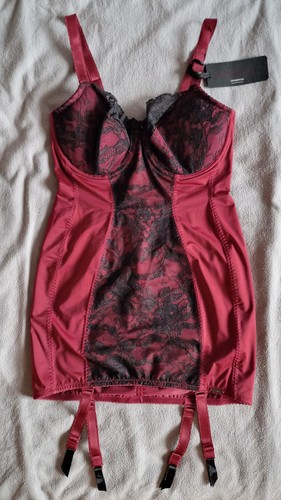 Charnos berry red open bottom - red,