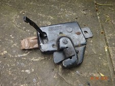 Ford Capri mk2/3 rear seat back side anchor catch bracket 2.8i Laser S Ghia o/s