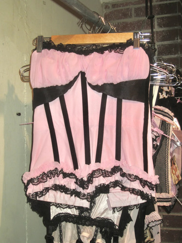 Y2k vintage pink - y2k, black