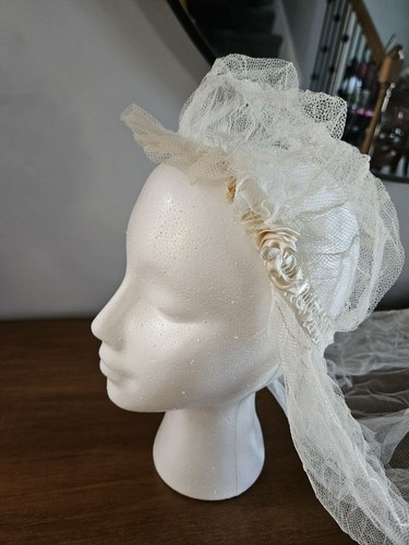 Vintage girl first holy - girl's,