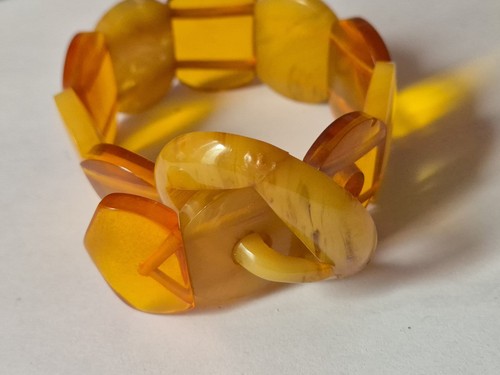Art deco bakelite link - bakelite,