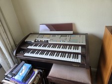 Orla GT8000 Organ & Stool 