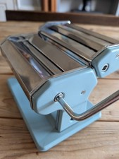 Jamie Oliver Pasta Machine Blue /Silver + Box, Instructions Excellent Used Twice