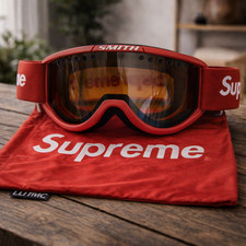 SUPREME SMITH Red Ski