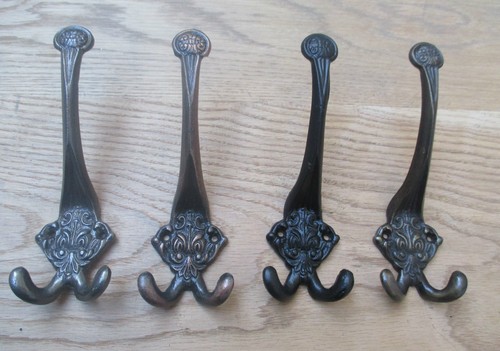 Ornate triple hook decorative - ornate, hook-decorative