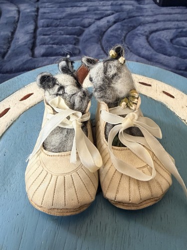 Old fashioned baby leather - fashioned,