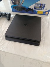 Sony PlayStation 4 Model