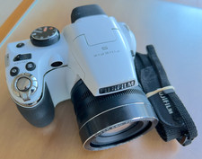 Fujifilm Finepix S4300 14MP