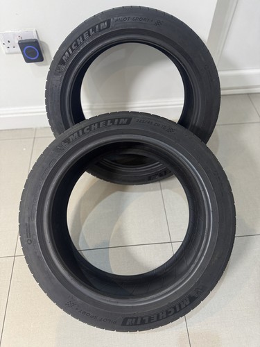 Matching pair 225 45 17 - of, 225/45/17