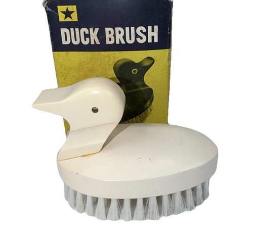 Vintage duck clothes - vintage, brush