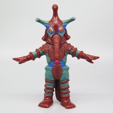 Ultraman Sofubi Kaiju HIPPORIT