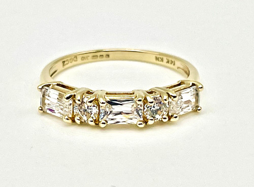 Hallmarked 14ct yellow - hallmarked, gold