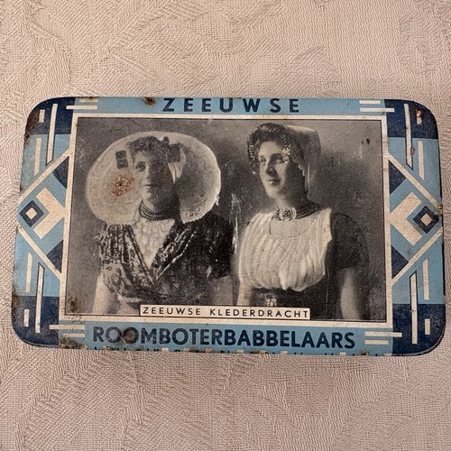 Vtg dutch candy tin - tin, blue