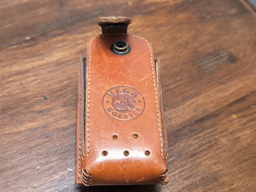 Vega magazine holster - vega, brown
