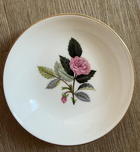 Wedgewood hathaway rose bone - hathaway,