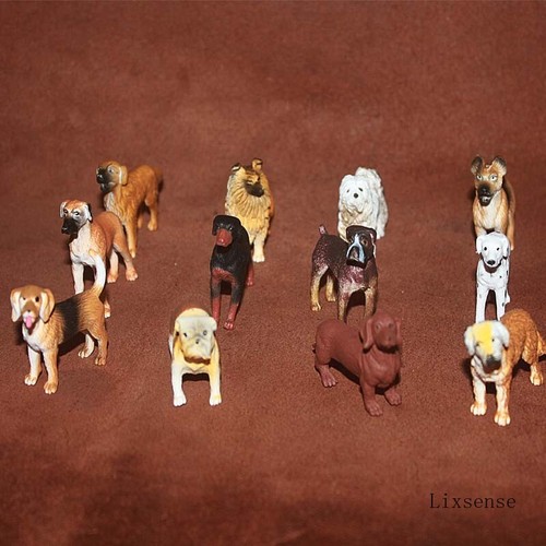 Pet dog scale dolls house - 1:12,