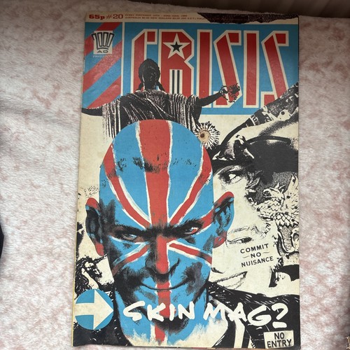 Crisis comic 2000 ad - -,