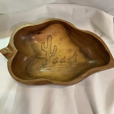 Leaf Shaped Divided Wooden