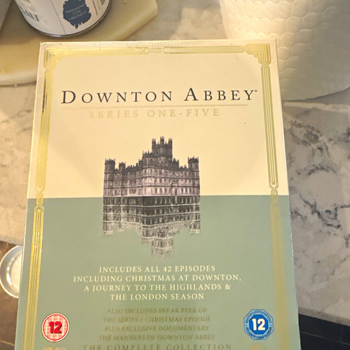 Downton abbey series - downton,