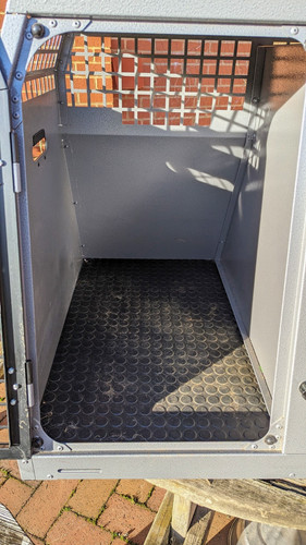 Double dog cage - double, for