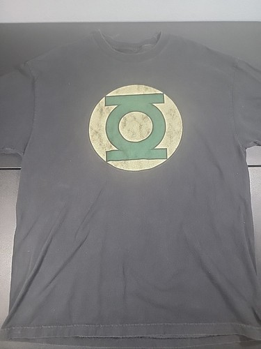 Vintage green lantern shirt - green,